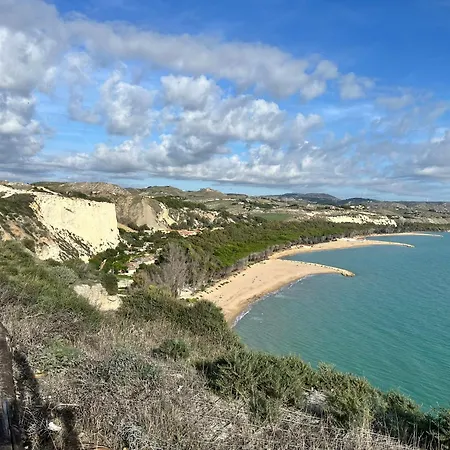 Bed and breakfast L'eden Di Capo Bianco 4*