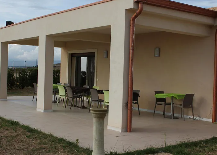 Bed and breakfast L'eden Di Capo Bianco 4*