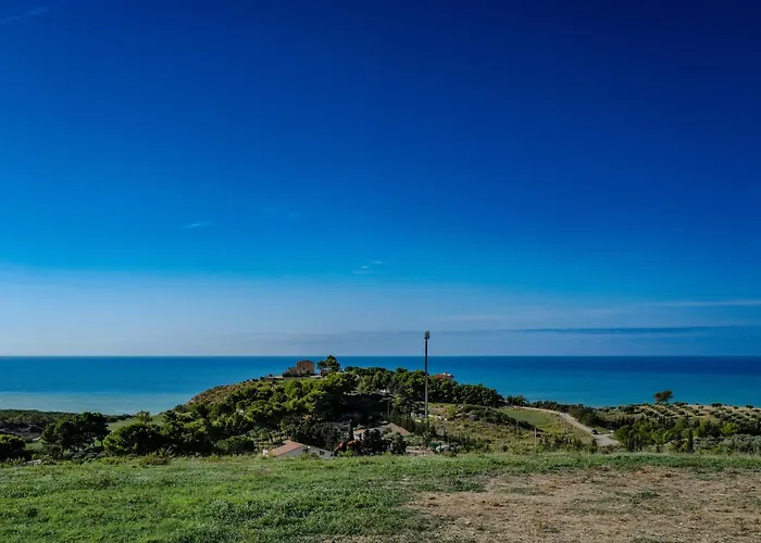 Bed and breakfast L'eden Di Capo Bianco