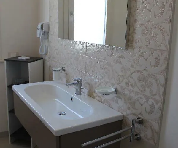 Bed and breakfast L'eden Di Capo Bianco Montallegro