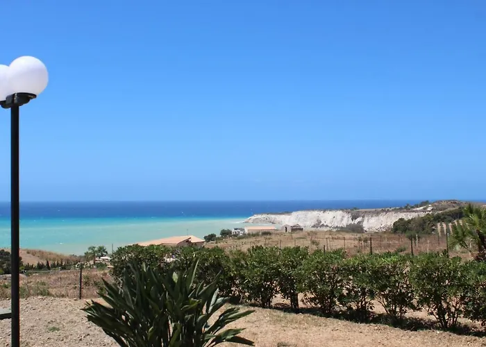 Bed and breakfast L'eden Di Capo Bianco